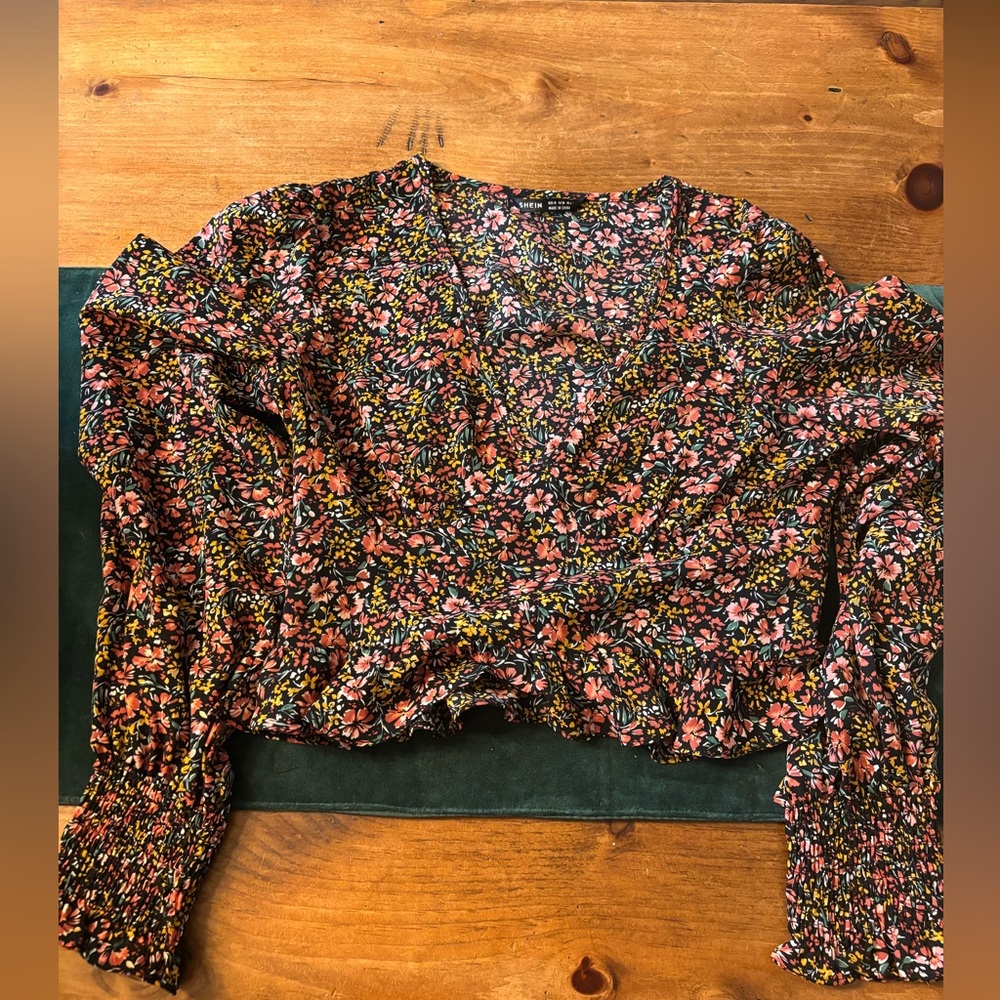 SHEIN Multicolor Floral Blouse